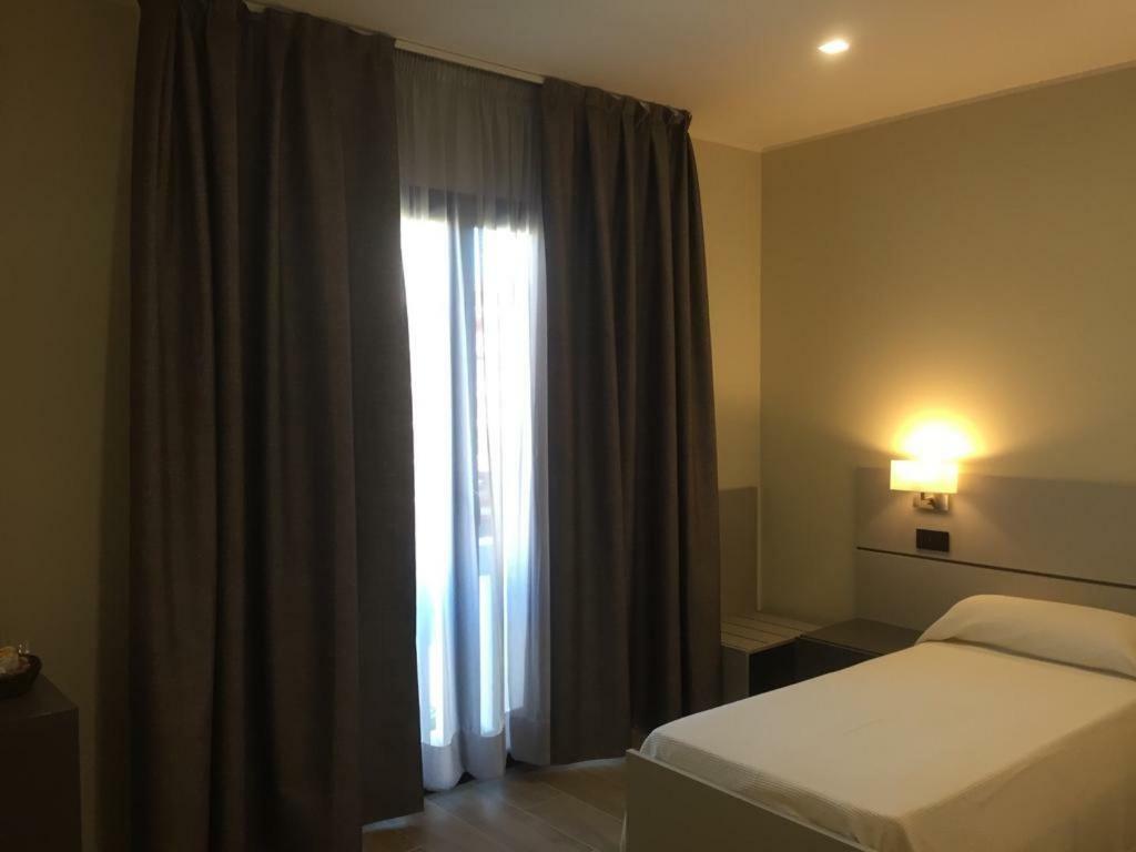 Roma Rooms Ancona Dış mekan fotoğraf